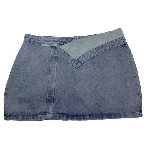 PRETTYLITTLETHING Gonna a forma di denim Pretty Little Thing taglia 12 blu pieghevole classica preppy nuova con etichette