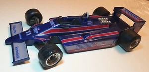 1:10 Burago ESSEX Lotus 1981 driver Mario ANDRETTI. - Foto 1 di 4