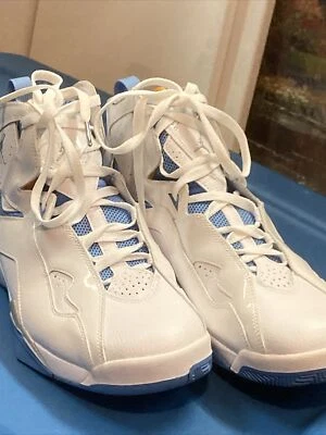 Jordan True Flight Branco/Táxi-UnivAzul VNDS usado Tamanho 12 com recibo 342964 171 - Imagem 1 de 4