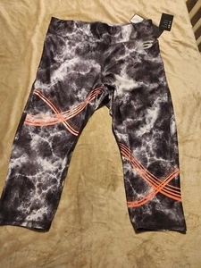 Sketchers black and white capri leggings women's Large NEW wicking stretch - Picture 1 of 8