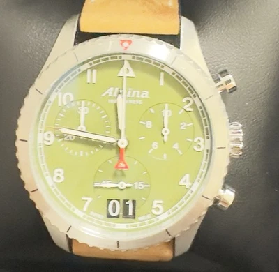 NUEVO Reloj Alpina Startimer Pilot AL-372GR4S26 Cronógrafo Fecha Cazador Verde Mate Nuevo con Etiquetas Foto 1 de 4