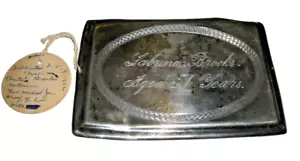 VINTAGE 1862 VITTORIANO COFANETTO FUNEBRE BARA TARGA TARGA - 5" x 3,5" - Foto 1 di 24