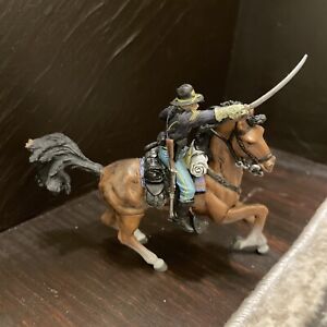 Cavalry Soldier 1:32 Figure On Horse Forces of Valor Civil War Infantry