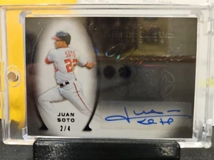 Juan Soto 2022 Leaf Vignette 2/4 Auto - Picture 1 of 3