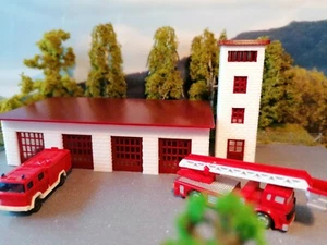 Feuerwehr mit Schlauchturm  Spur Z  1:220 Bausatz - Bild 1 von 6
