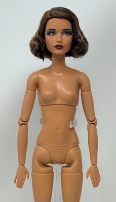 Гибридная кукла Barbie A Tribute to Fashion No2 Made to Move Body NUDE брюнетка Лина - Изображение 1 из 4