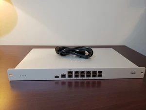 Dispositivo de seguridad administrado en la nube Cisco Meraki MX84-HW sin reclamar probado - Imagen 1 de 4