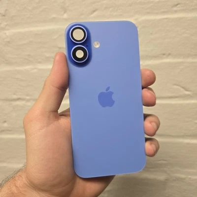 Vidrio trasero con lente de cámara azul original Apple iPhone 16 OEM Foto 1 de 2