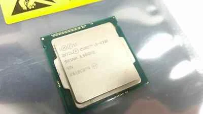Intel Core i3-4330 Dual Core Model SR1NM @ 3.50GHz - Image 1 of 4