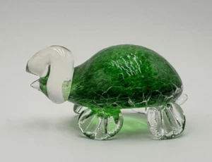 Tortuga de vidrio verde craquelado artesanal Silver Dollar City Branson MO firmada - Imagen 1 de 10
