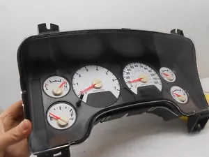2004-05 Dodge Ram 1500 Speedometer Cluster OEM 04829851AC BX0550 - Picture 1 of 7