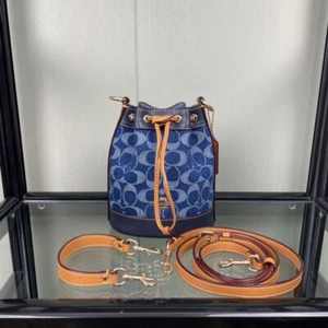 Bolso COACH Mini Bucket Signature Denim CY740 Denim Mujer Bolso Outlet NUEVO - Imagen 1 de 9