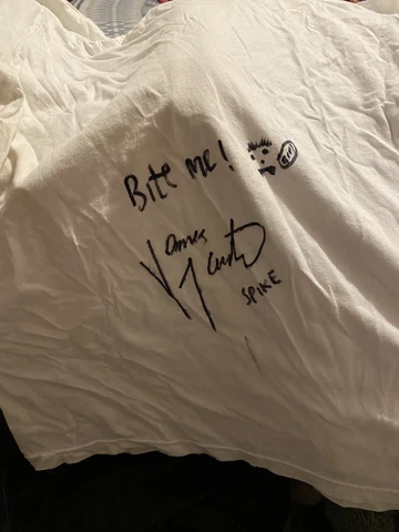 james marsters Worn White Signed Top Buffy The Vampire Slayer Cover