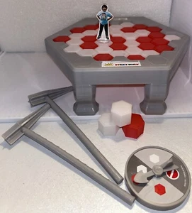 RYAN'S WORLD GAME DON'T BREAK THE ICE - Picture 1 of 5