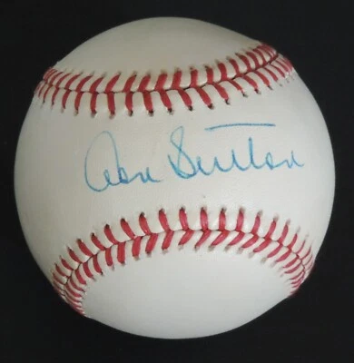 DON SUTTON SIGNED OFFICIAL NATIONAL LEAGUE BASEBALL PSA/DNA CERTIFIED - Image 1 of 2