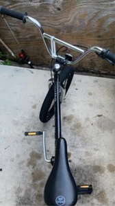 Bike Bmx - Picture 1 of 3
