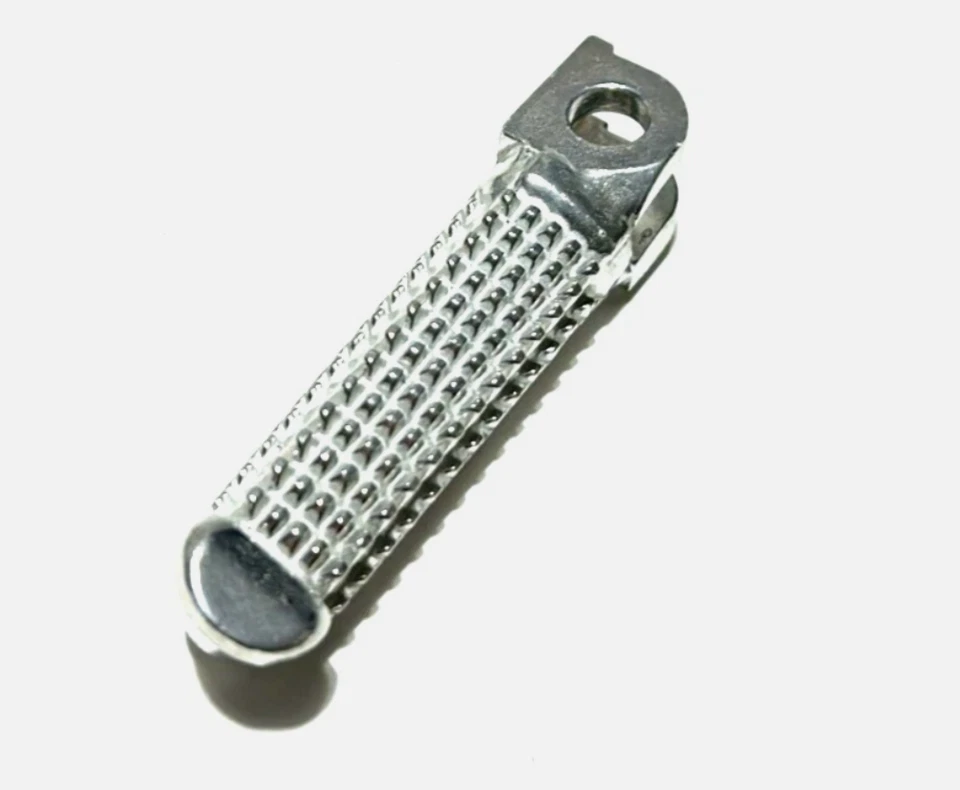 Reposapiés izquierdo nuevo Suzuki OEM 1998-2000 GSXR750 GSXR600 43591-02F01 Foto 1 de 1