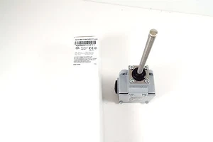 AUTOMATION DIRECT ABM6E93Z11  LIM SW 360 DEGREE SS-SPRING LIMIT SWITCH  NIB - Picture 1 of 4