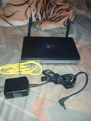 D-Link N300 108 Mbps 4-Port 10/100 Wireless N Router (DIR-615) - Image 1 of 4