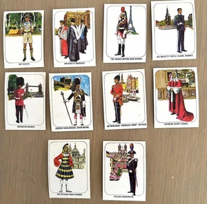 Weet-bix cards "TRADITIONAL UNIFORMS OF THE WORLD" 1969 - Picture 1 of 2