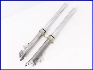 6x05LA22 HONDA 1988 VFR750R RC30 Genuine front fork set - Picture 1 of 10