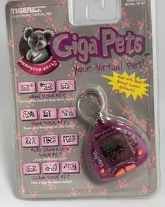 Giga Pet Komputer Koala Bear Vintage 1997 Virtual Pet 90s Toys Pink Vintage - Picture 1 of 14