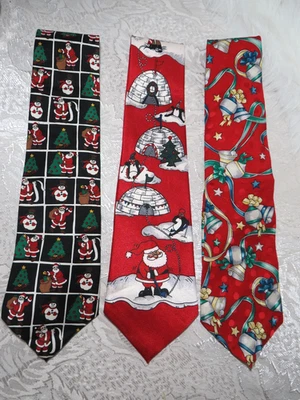 3 CORBATAS VINTAGE NAVIDAD JOHN HENRY, WEMBLEY, POLO NORTE SANTA IGLÚS Foto 1 de 4