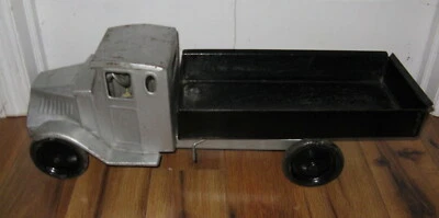 Antique VTG 1920s Steelcraft Mack Bulldog Pressed Steel Dump Truck 25 Inch Rare - Image 1 of 4