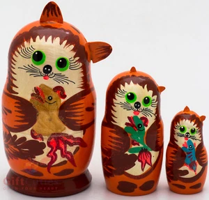 Russian Matryoshka Cat with Fish Wooden nesting dolls toy hand painted 3pcs - Picture 1 of 6