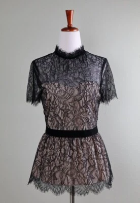 Top forrado con corpiño de encaje en contraste talla 2 WHITE HOUSE BLACK MARKET NUEVO CON ETIQUETAS $99 Foto 1 de 4