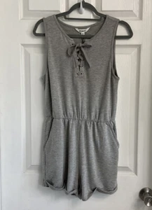 BB Dakota Shorts Romper Size Medium Sleeveless Heather Gray New With Tag NWT - Picture 1 of 6