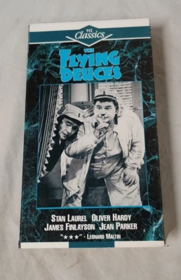VCI The Flying Deuces VHS Laurel & Hardy - Image 1 of 4