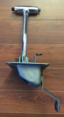 1967 Ford Mustang automatic shifter- with CONSOLE  - Image 1 of 4