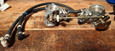 CUERPOS DEL ACELERADOR DUCATI 748 / 916 Foto 1 de 4