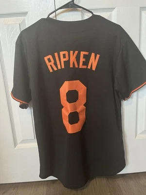 Camiseta deportiva para hombre Cal Ripken Jr #8 Baltimore Orioles pequeña réplica negra Foto 1 de 4