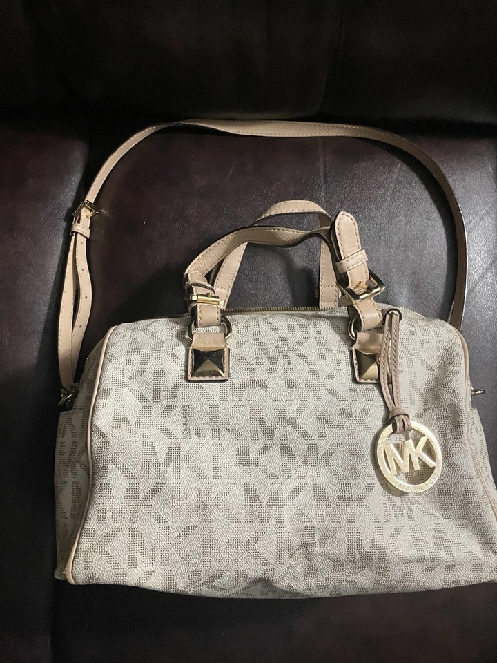 NUEVO Bolso de Mano Grande Michael Kors Kenly para Mujer - Crema Clara y Cuero Foto 1 de 4