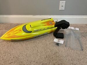 Pro Boat Recoil 26" Self-Righting brushless boat w/ new extra parts