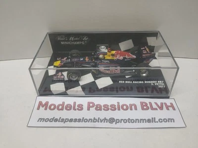 Red Bull RB7 Vettel 2011 1/43 Minichamps - Photo 1/4