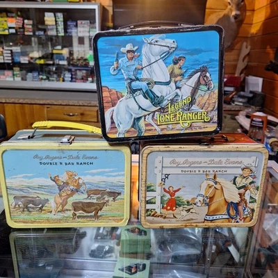 Juego de 3 loncheras metálicas vintage Foto 1 de 4