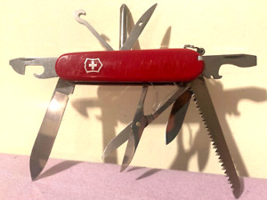 Victorinox Fieldmaster Swiss Army Red Multi-Tool 91MM Knife -- Great Condition