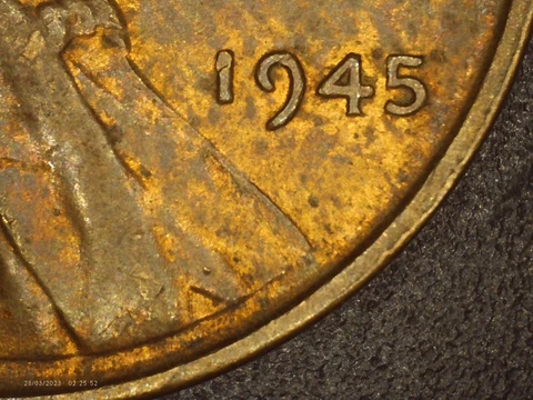 1945 Wheat Penny No Mint Mark DDR&DDO Gold Toned UNC (Collector's Dream) Cover