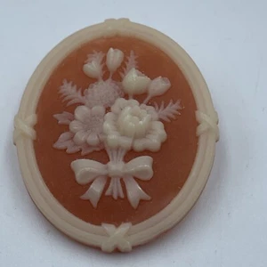 Spilla Vintage Avon Firmata Cammeo Arancione Crema - Foto 1 di 4