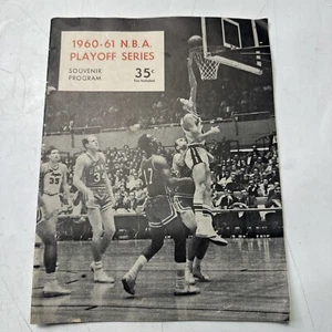NBA Playoff Series Souvenir Program 1960-61 Lakers Pistons - Bild 1 von 18