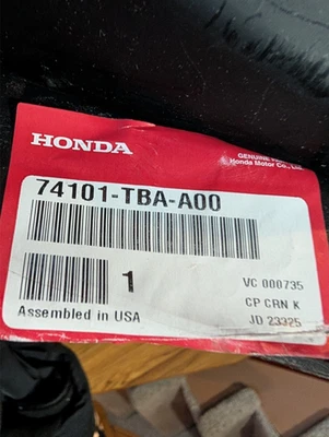 Genuine Honda Fender Liner - Honda (74101-TBA-A00) Foto 1 de 2