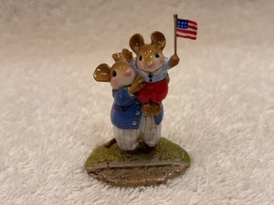 Wee Forest Folk, Parade Pals, M-723 - Bild 1 von 5