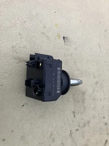 08-14 Mercedes W204 C300 Ignition Switch Module Node W/ Key A2075450108 Oem - Picture 1 of 12