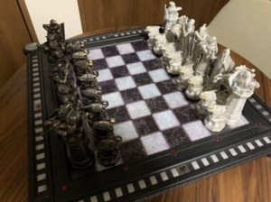 Harry Potter Filch's Forfeit Shop Exclusive Final Challenge Chess Set rare