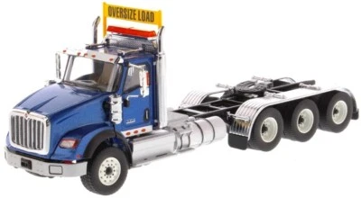DIECAST MASTERS - INTERNATIONAL HX620 Day Cab Tridem blu - 1/50 - DCM71010 - Immagine 1 di 4