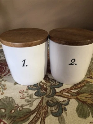 Bodegas pequeñas Rae Dunn número 1 y 2 Foto 1 de 4