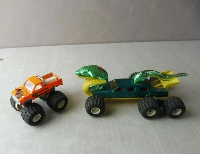Lot de voitures Majorette, serpent Extranimals + Toyota 2011 Monster Truck - Photo 1/4